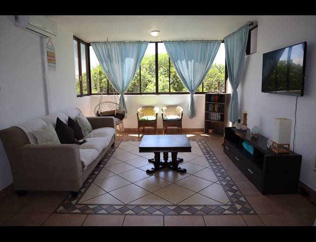 3 BEDROOM FLAT FOR SALE IN PARADISE VALLEY